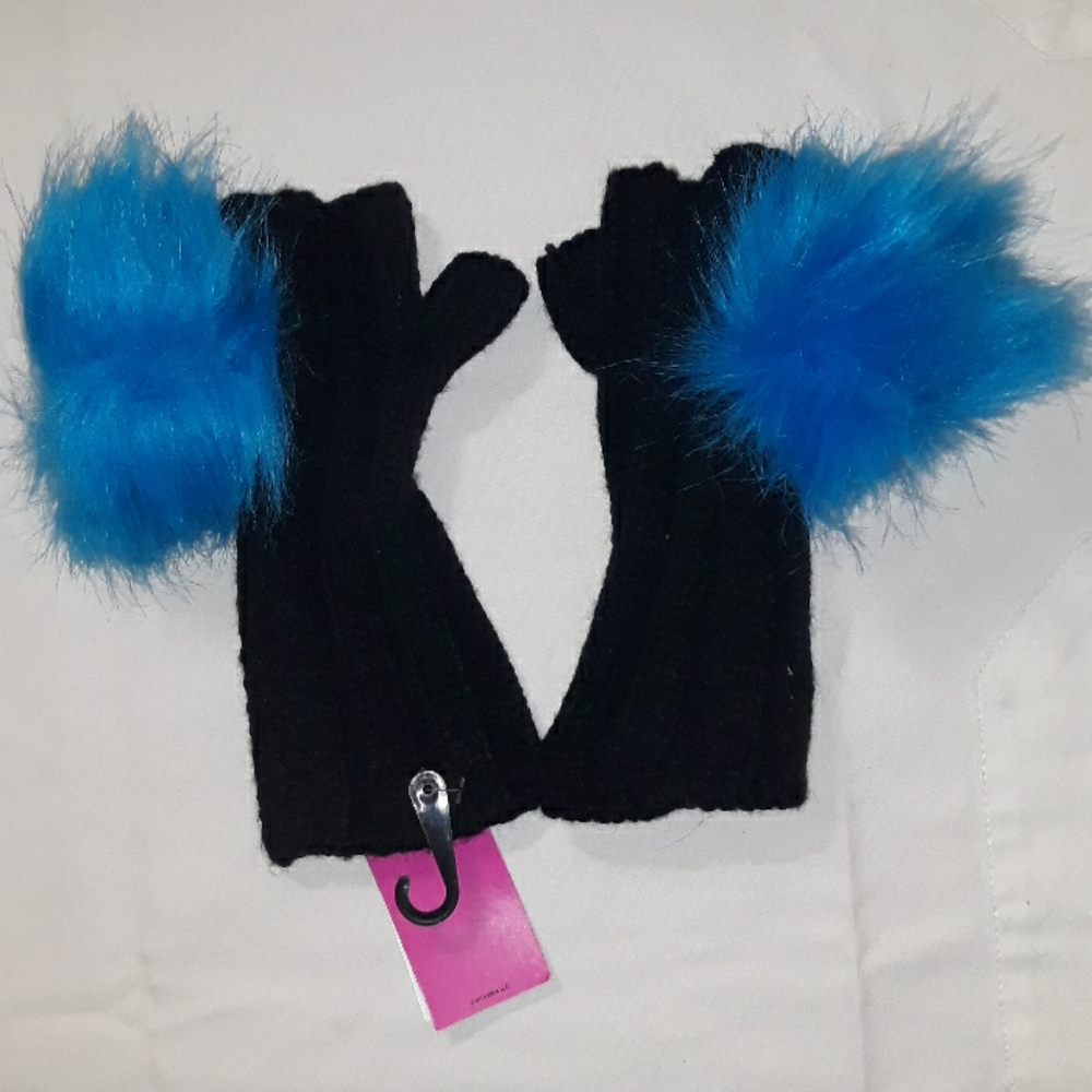 Betsey Johnson Black Knit gloves with Blue Pompoms